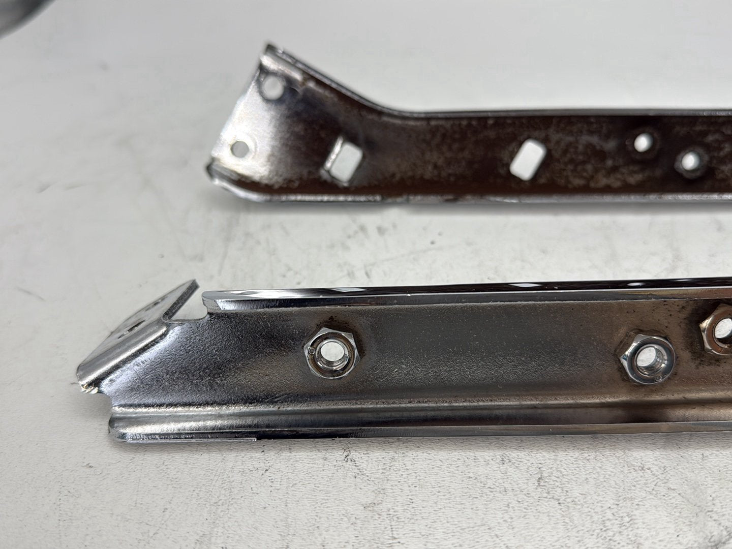 2003 Harley Electra Glide Touring Ultra FLHTCUI OEM Left Right Saddlebag Fender Struts Brackets