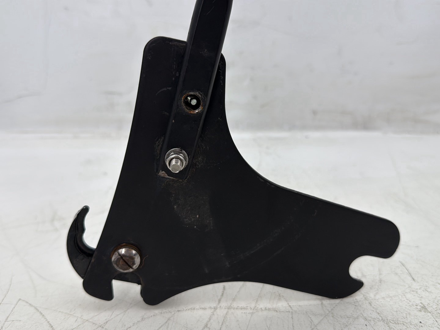 2004 Harley Road King Touring Custom FLHRSI OEM Rear Back Sissy Bar Rail Sissybar