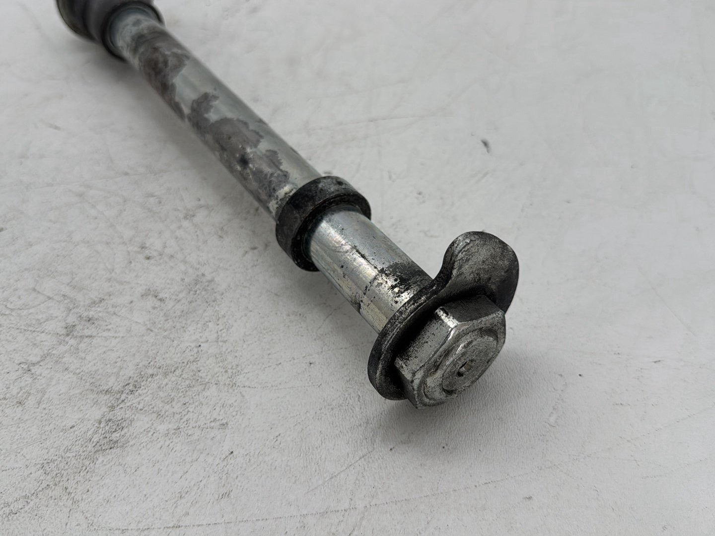 2006 Harley Street Glide Touring FLHXI OEM Rear Wheel Axle Bolt Shaft