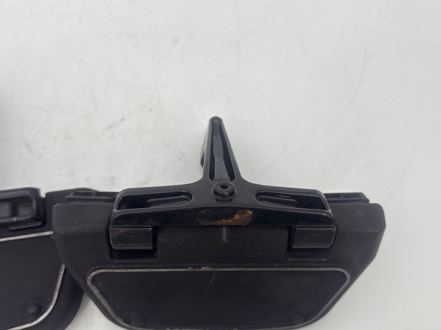 2005 Harley Touring Road King Classic Left Right Passenger Floorboard Foot Rest