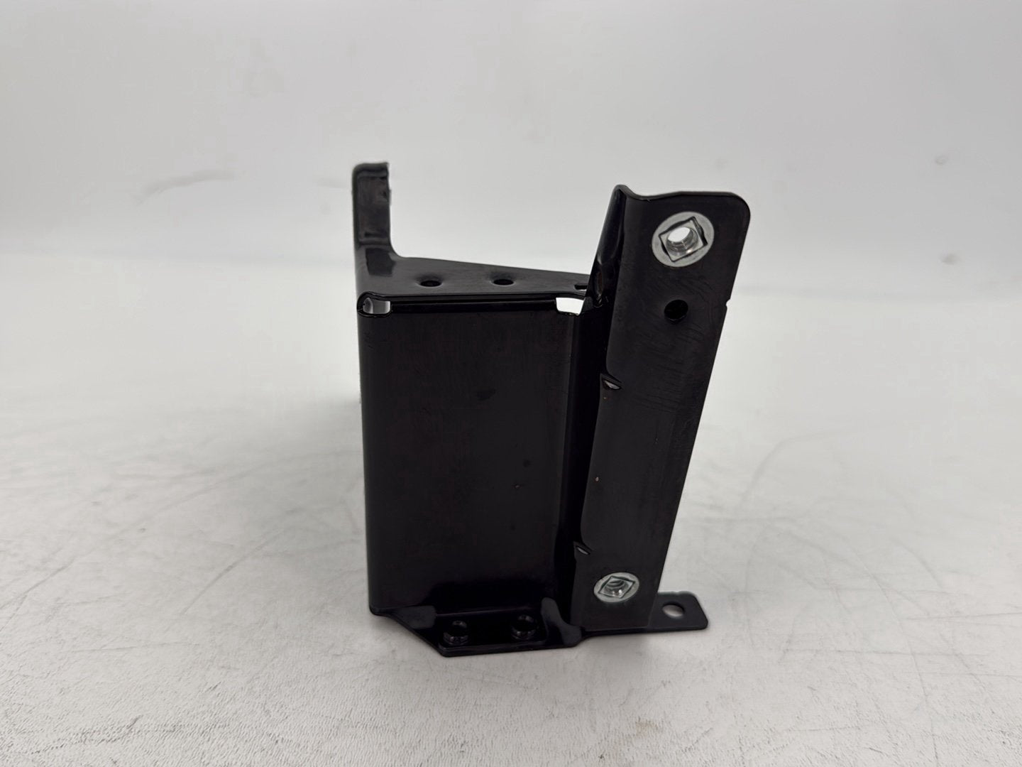 2015 Harley Touring Street Glide OEM Inner Fairing Mount Support Bracket Right