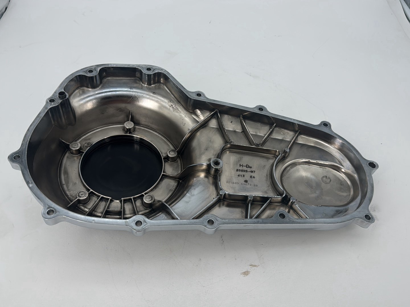 2007 - 2016 Harley-Davidson Touring Electra Glide Ultra Outer Primary Clutch Cover 60685-07