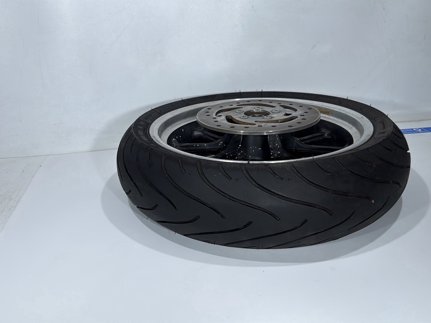 2014 Harley Sportster XL883L 883 SuperLow OEM Rear Wheel Rim Tire 150/60R17, 17"