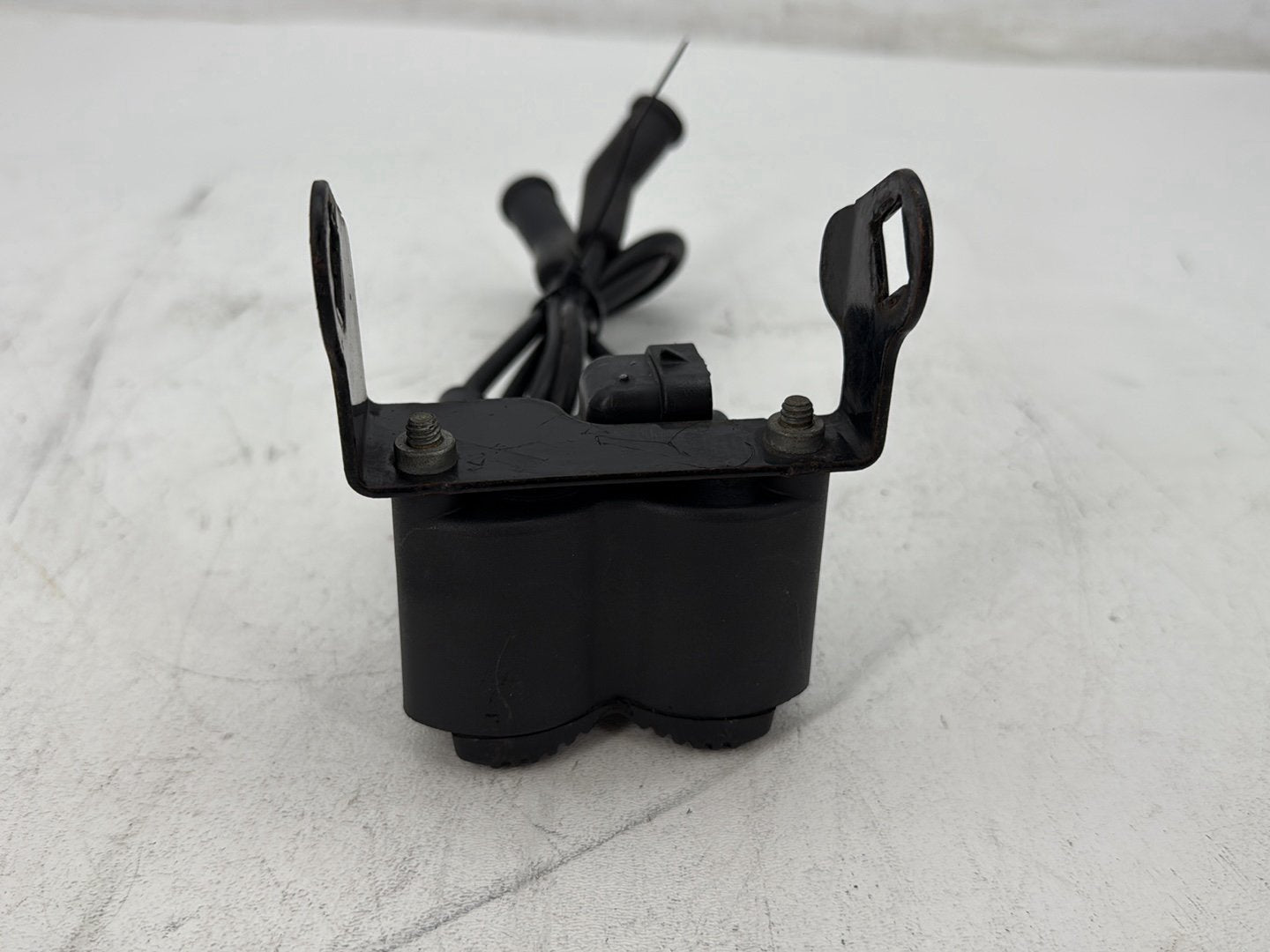 2007 Harley Street Glide Touring FLHX OEM Ignition Coil Spark Plugs Cable