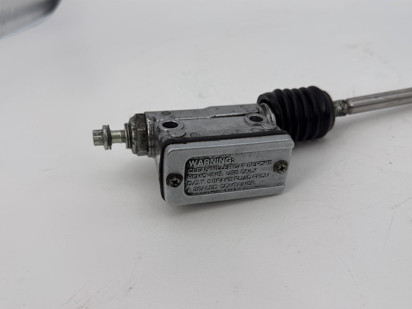 2003 Harley Sportster XL1200C 1200 Custom Anniversary OEM Rear Brake Master Cylinder Reservoir