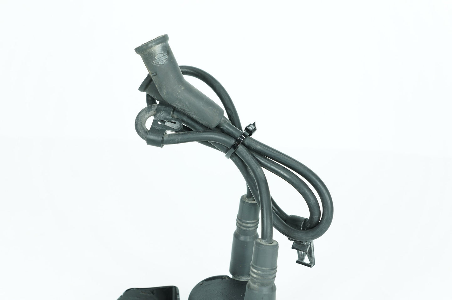 1999 - 2006 Harley-Davidson Touring Electra Glide Ultra Ignition Coil Spark Plugs Cable 31743-01