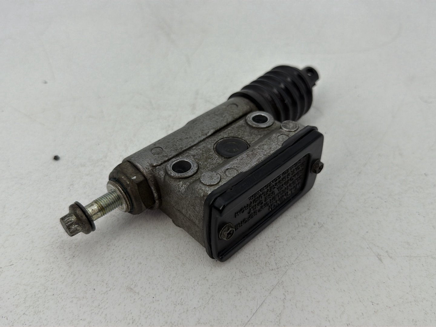 1986 - 1998 Harley-Davidson Softail Heritage Classic Rear Brake Master Cylinder Reservoir 42468-87E