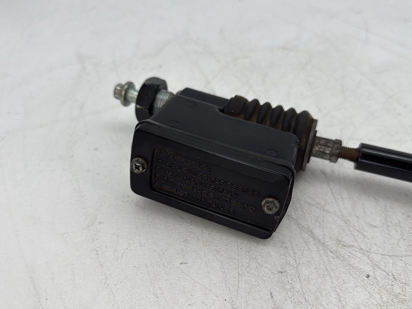 2000 Harley Dyna FXDWG Wide Glide OEM Rear Brake Master Cylinder Reservoir