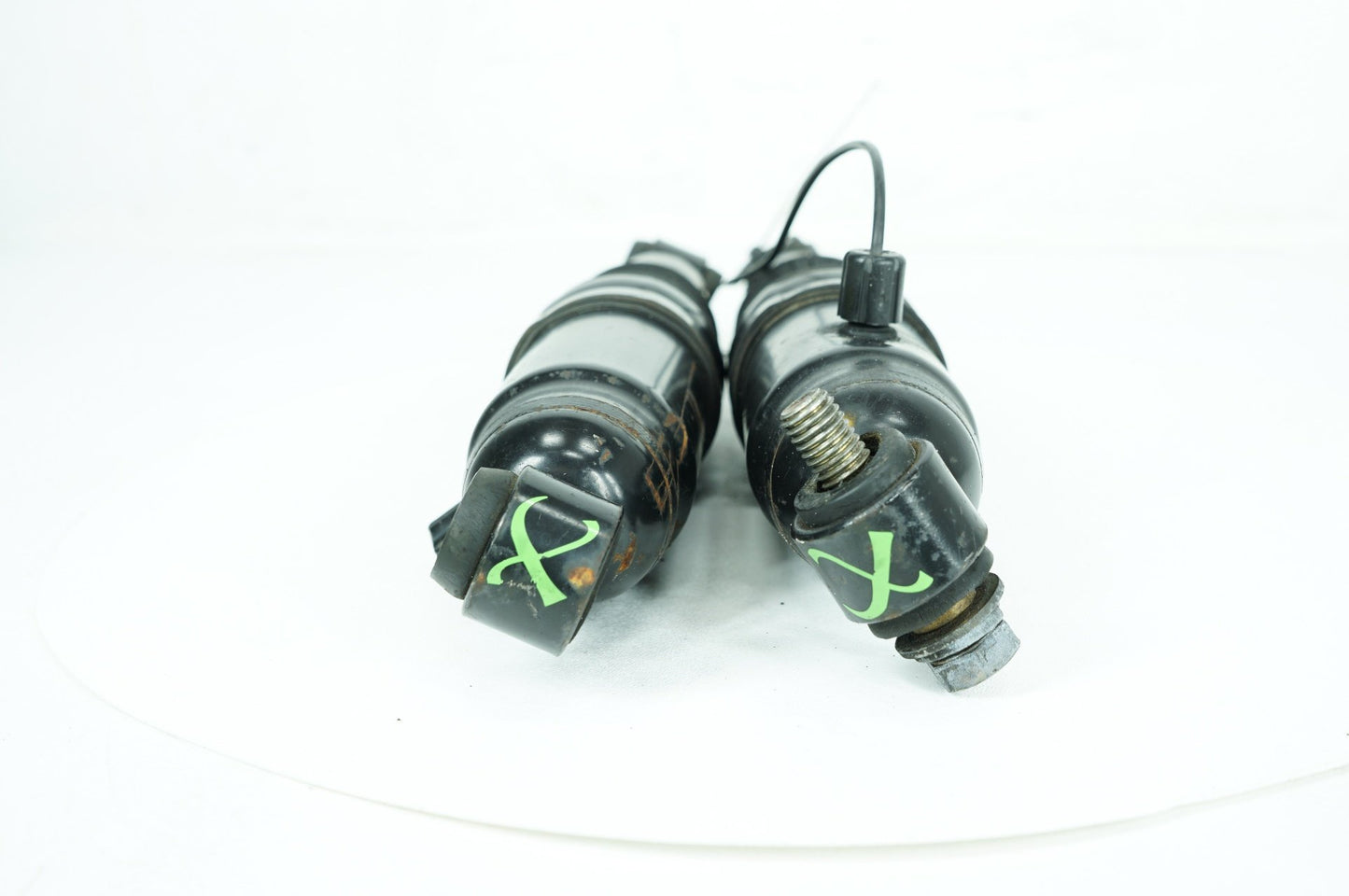 2008 - 2016 Harley-Davidson Touring Street Glide Rear Left Right Shock Absorbers 48785