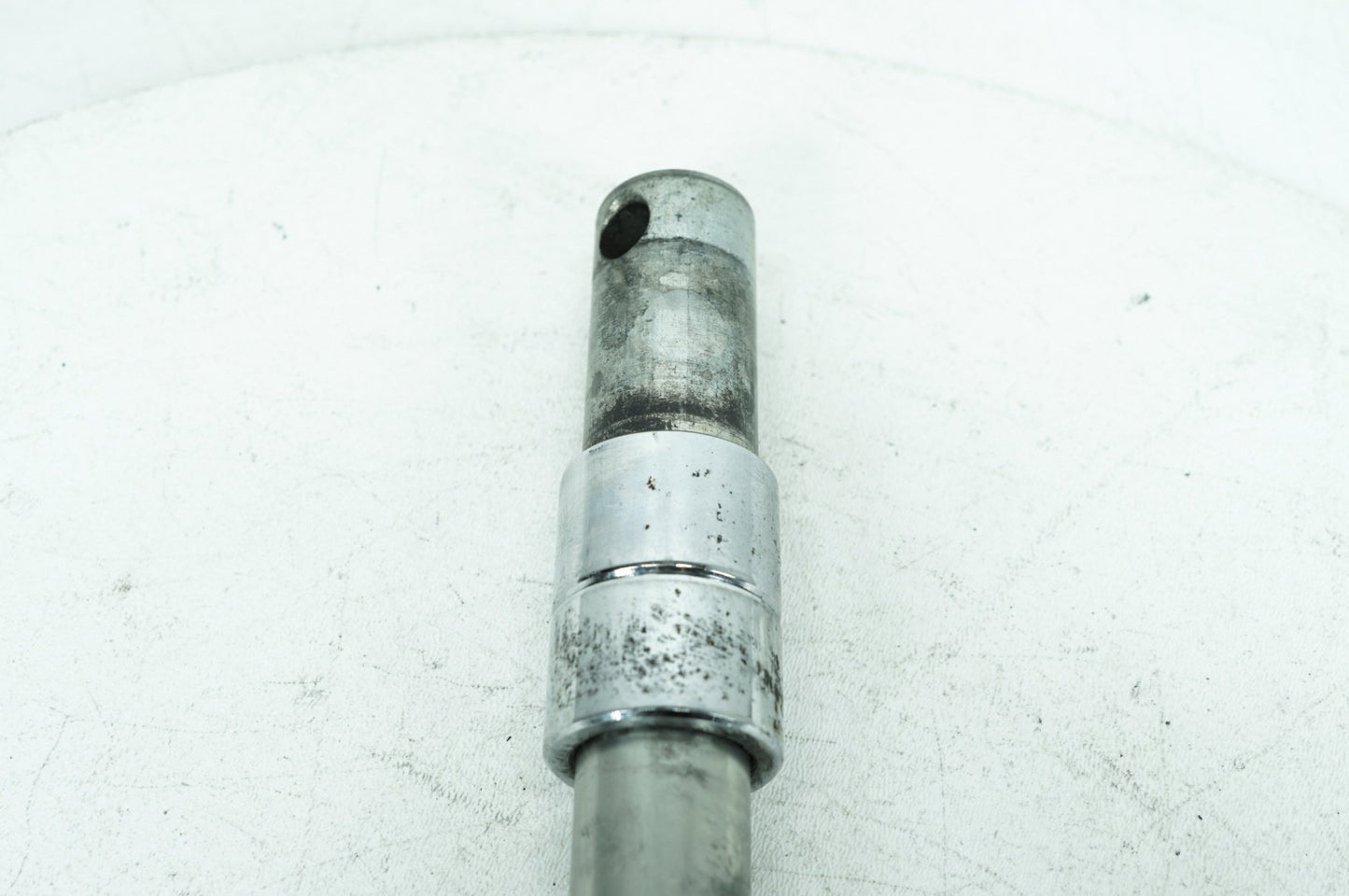 1999 - 2006 Harley-Davidson Touring Electra Glide Ultra Front Wheel Axle Bolt Shaft 43364-00
