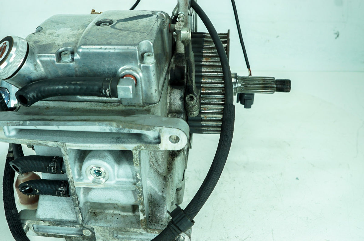 04 Harley Dyna Super Glide FXD OEM CARB 5 Speed Transmission Gearbox 25K 1404