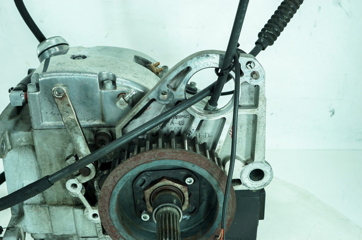 04 Harley Dyna Super Glide FXD OEM CARB 5 Speed Transmission Gearbox 25K 1404