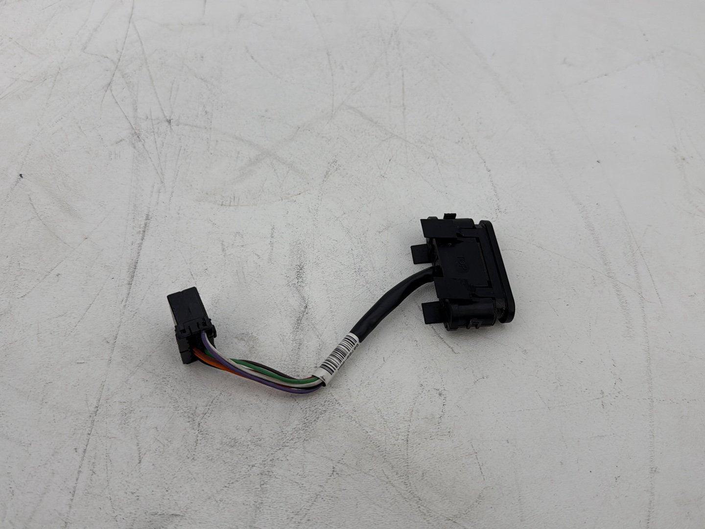2011 Harley Electra Glide Ultra FLHTK OEM Dash Indicator Lamp Wire Plug In