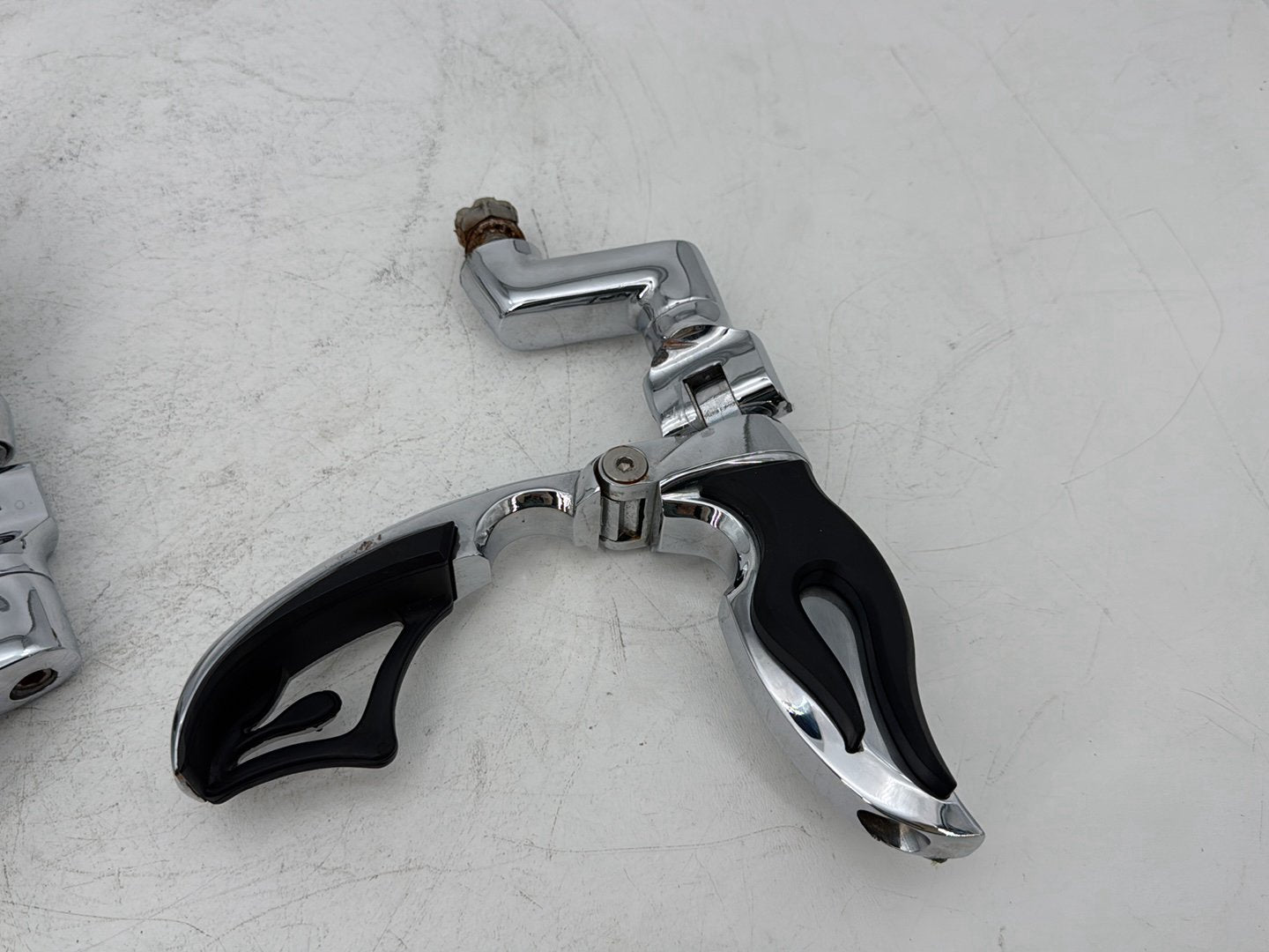 1999 - 2006 Harley-Davidson Touring Electra Glide Classic Front Right Left Highway Foot Pegs Kuryakyn