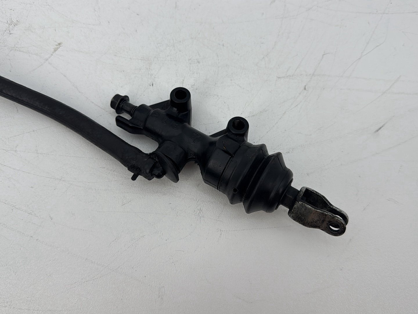 2009 Harley Sportster XL1200 Low Rear Brake Line Master Cylinder Reservoir Tank