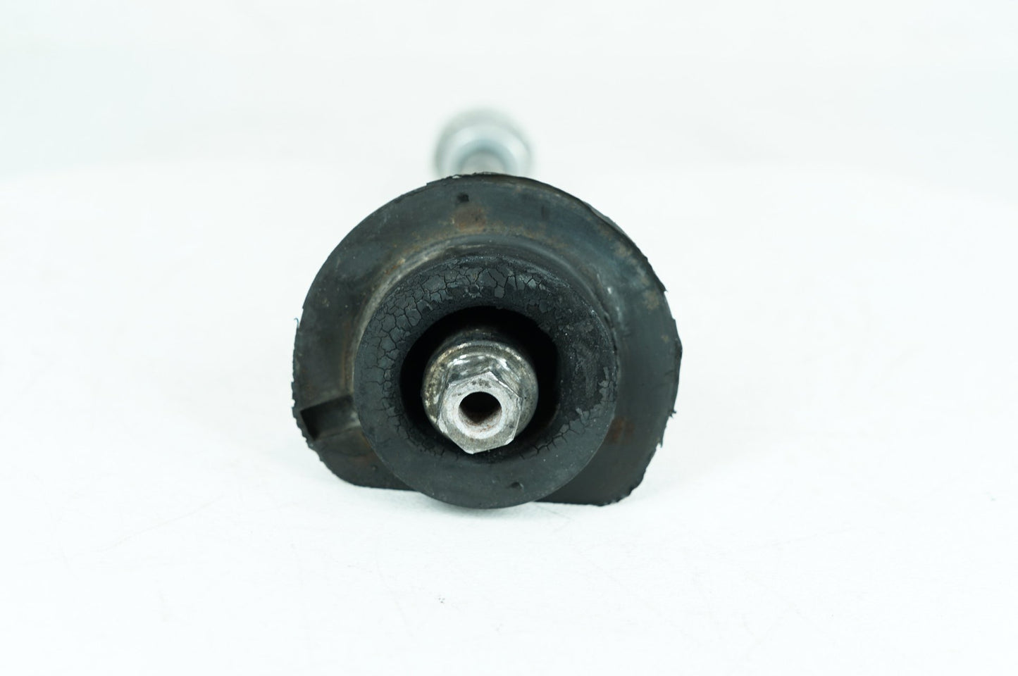 2007 - 2012 Harley-Davidson Touring Electra Glide Ultra Rear Fork Swingarm Pivot Bolt Shaft 47505-02
