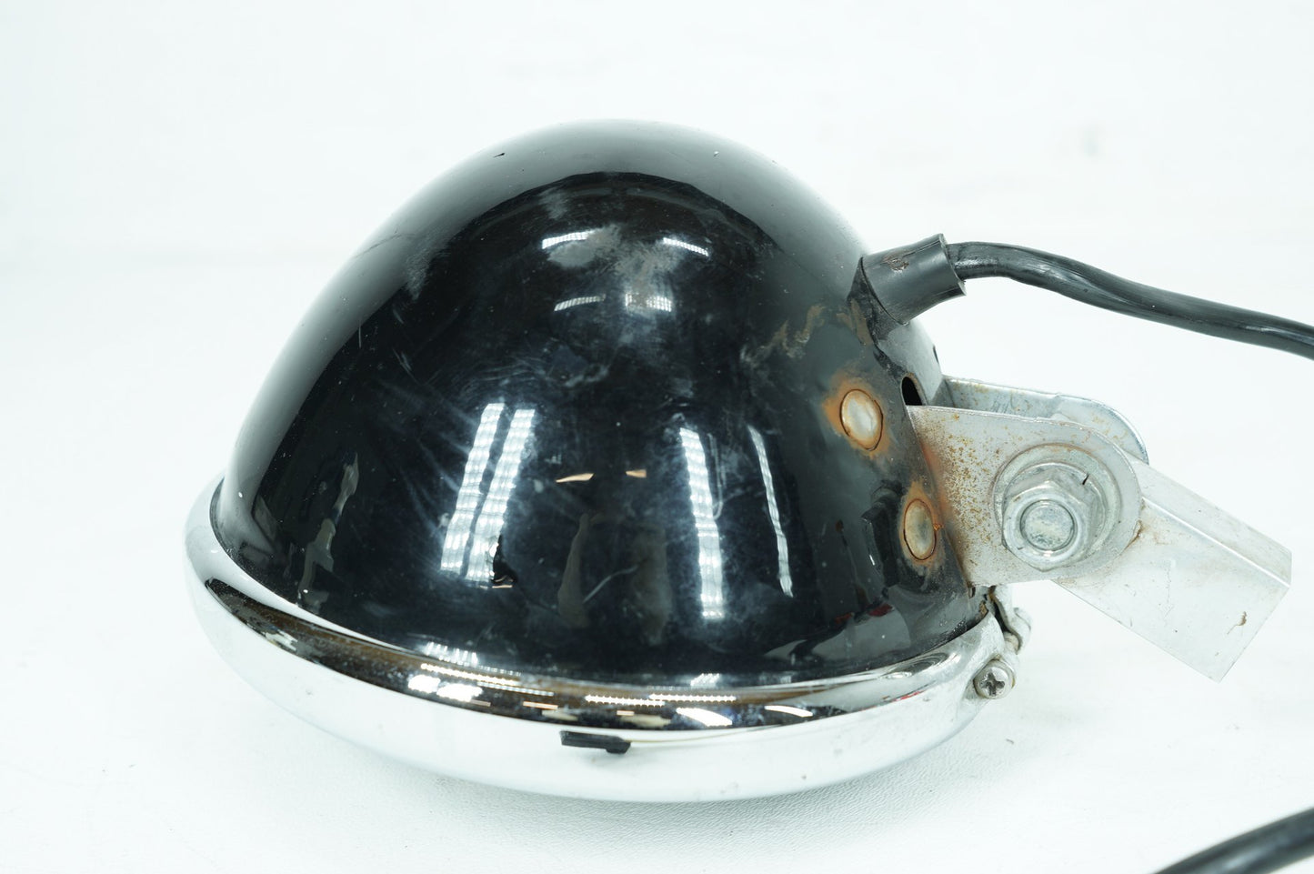 2000 - 2006 Harley-Davidson Dyna Street Bob Headlight Headlamp Head Lamp Light LED 69356-06