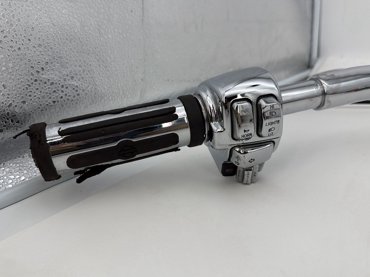 03 Harley Touring Road King Classic Handlebars Left Right Switch Controls CHROME