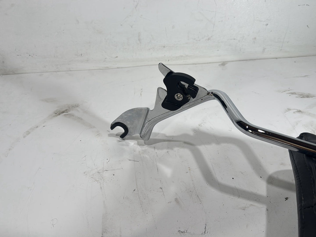 2014 Harley Street Glide Touring FLHXS OEM Rear Sissy Bar w/ Backrest Cushion Pad