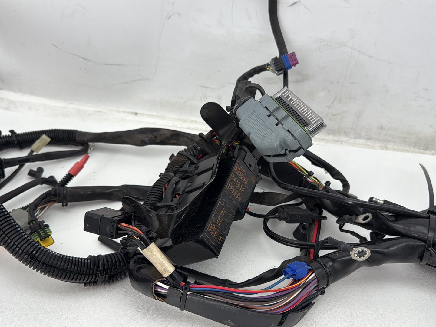 2008 Harley Softail Deluxe FLSTN OEM Main Wire Wiring Harness Loom