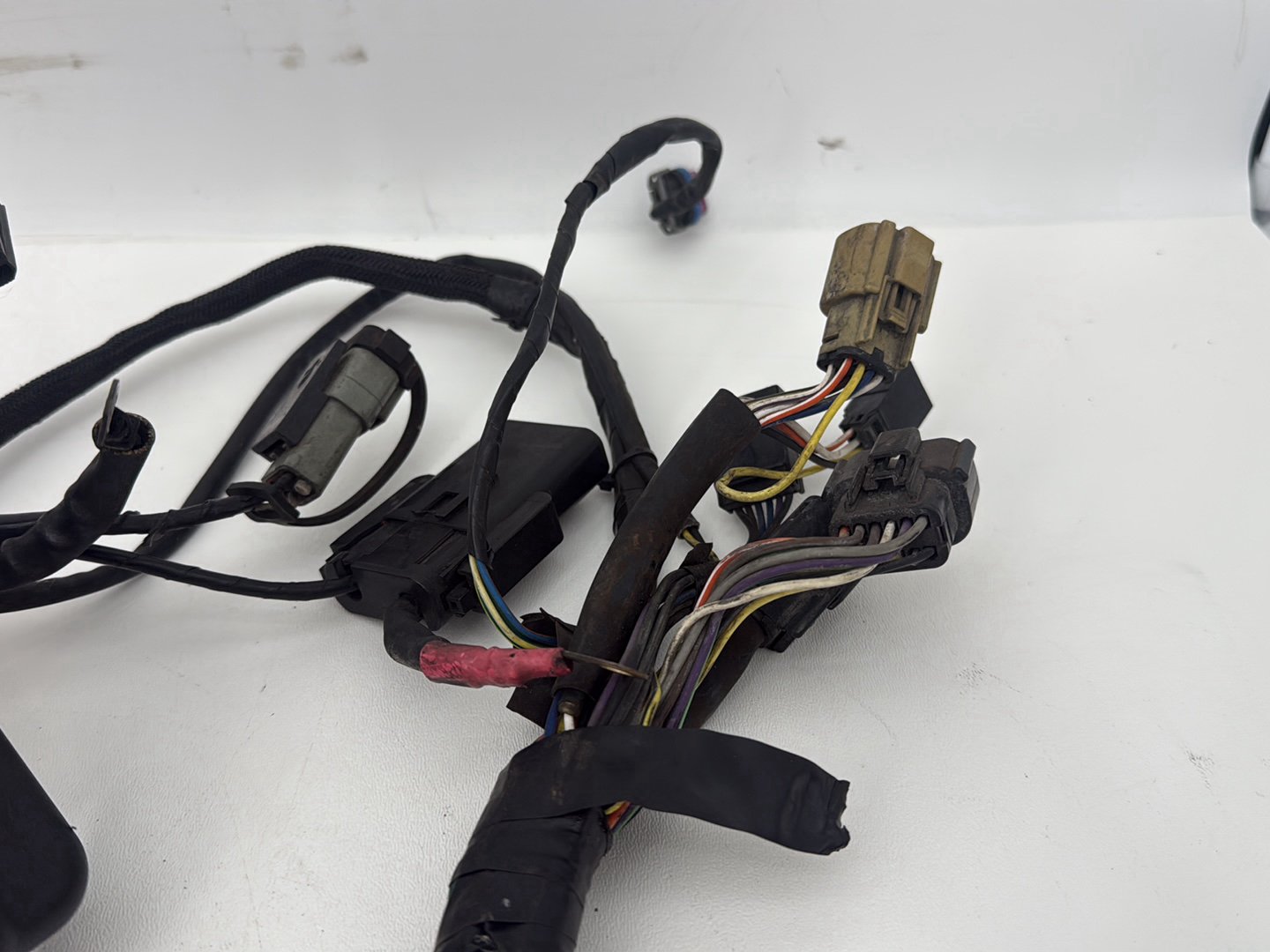 2004 - 2022 Harley-Davidson Sportster 1200 Nightster Main Wire Wiring Harness Ignition Switch NOKey 70181-10