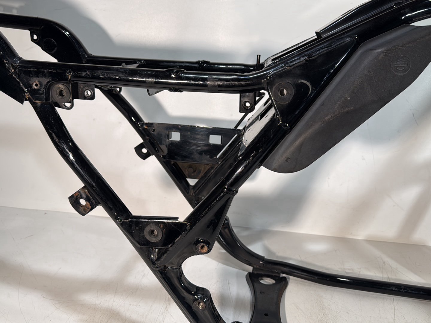 2007 - 2012 Harley-Davidson Touring Electra Glide Ultra Body Main Frame Chassis SLVG 47900-07BHP