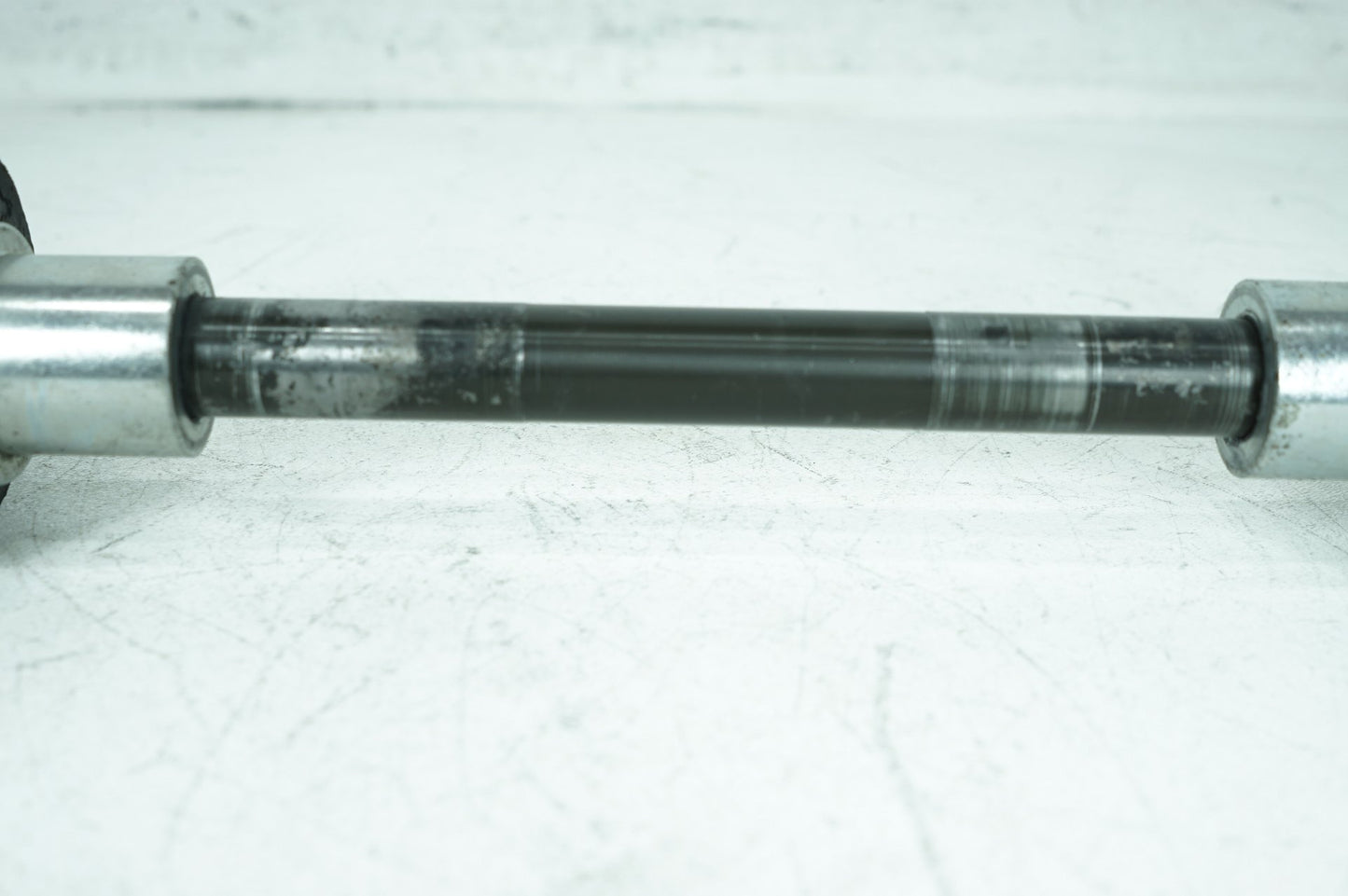 2007 - 2012 Harley-Davidson Touring CVO Electra Screamin Eagle Rear Fork Swingarm Pivot Bolt Shaft 47505-02