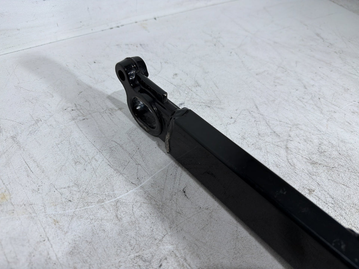 2004 Harley Electra Glide CVO Screamin Eagle OEM Rear Fork Swingarm Swing Arm