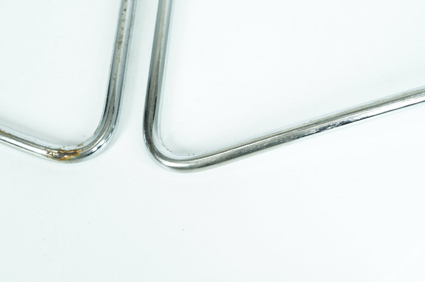 2007 - 2012 Harley-Davidson Softail Standard Rear Left Right Saddlebag Guard Rails Bar 91790-84A