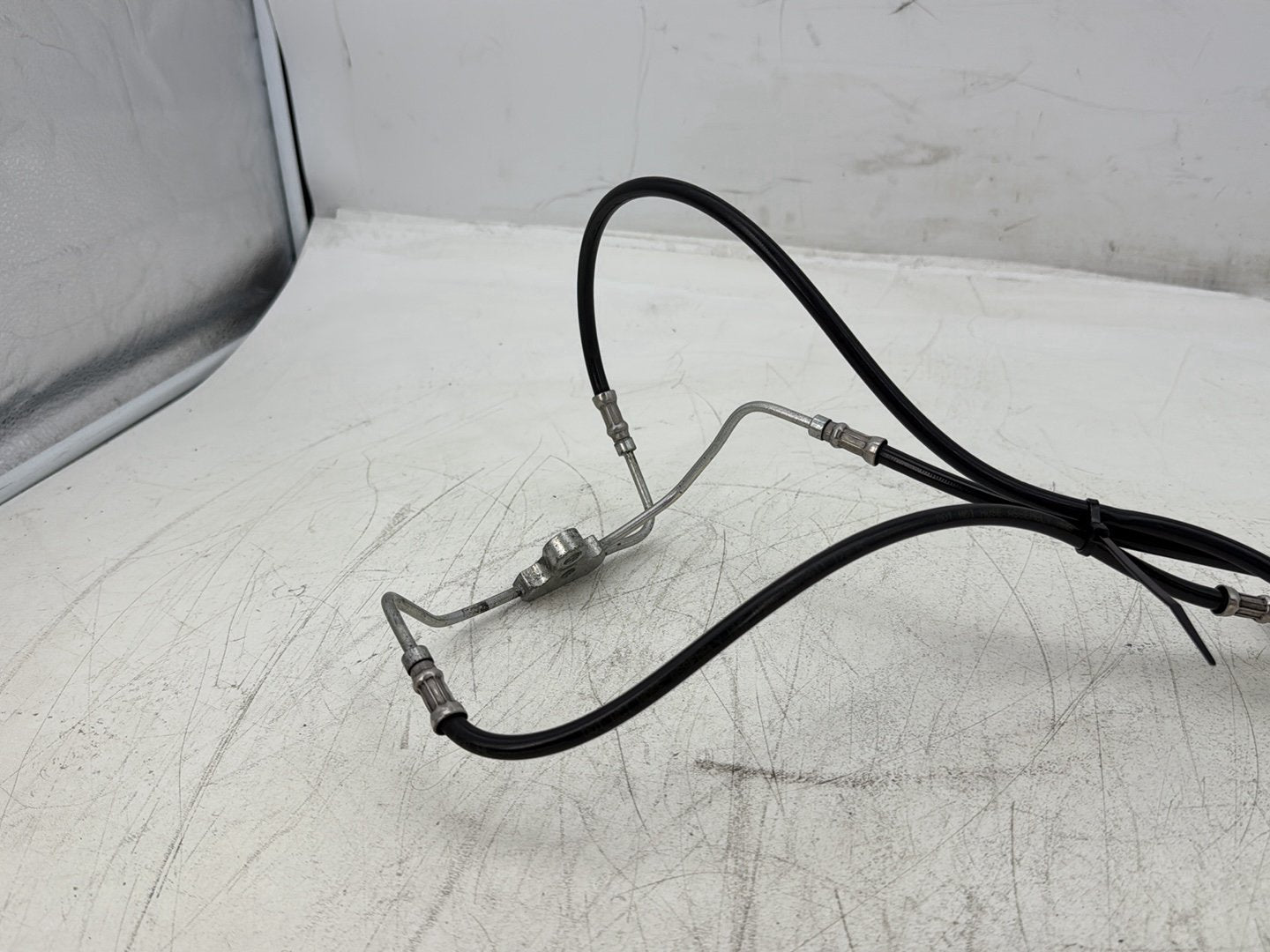 2012 Harley Street Glide Touring FLHX OEM Front Brake Hose Line Pipe ABS