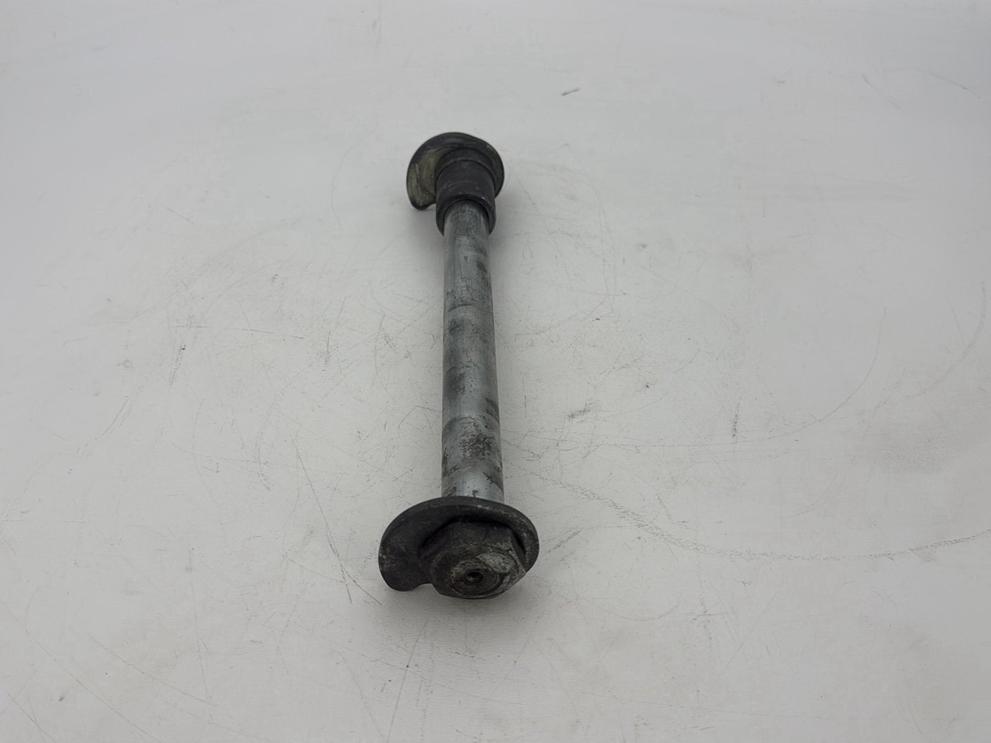 2005 Harley Touring FLHRCI Road King Classic OEM Rear Wheel Axle Bolt Shaft