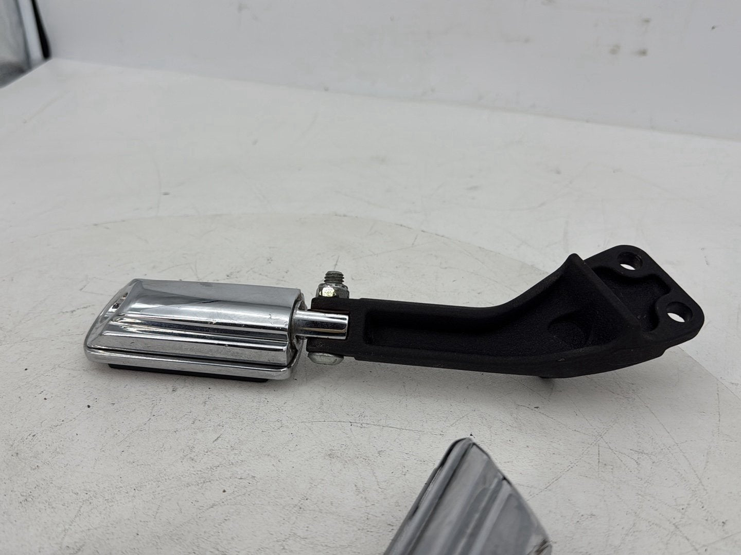2007 - 2017 Harley-Davidson Dyna Super Glide Custom Passenger Left & Right Foot Pegs 50130-95A