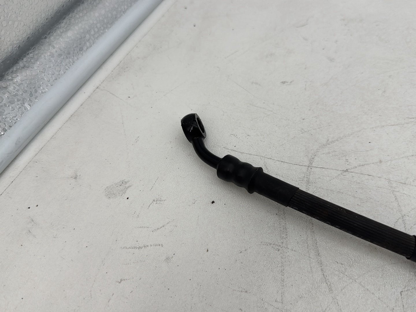 1999 - 2006 Harley-Davidson Touring Electra Glide Classic Rear Brake Hose Line Pipe  	40971-00B