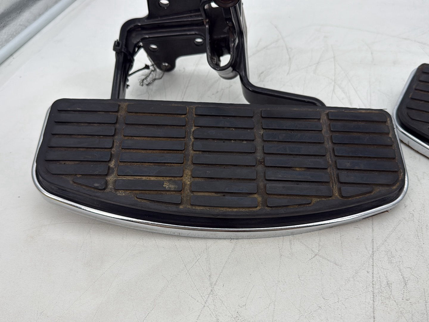 2005 Harley Heritage Softail Classic OEM Left Right Driver Floorboard Foot Rest
