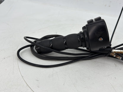 1999 - 2006 Harley-Davidson Touring Road King Police Right Engine Start Kill Switches Controls 71684-06A