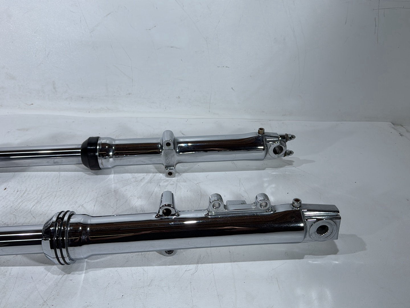2000 Harley Dyna FXDWG Wide Glide OEM Front Triple Tree Set & LH RH Fork Legs Sliders