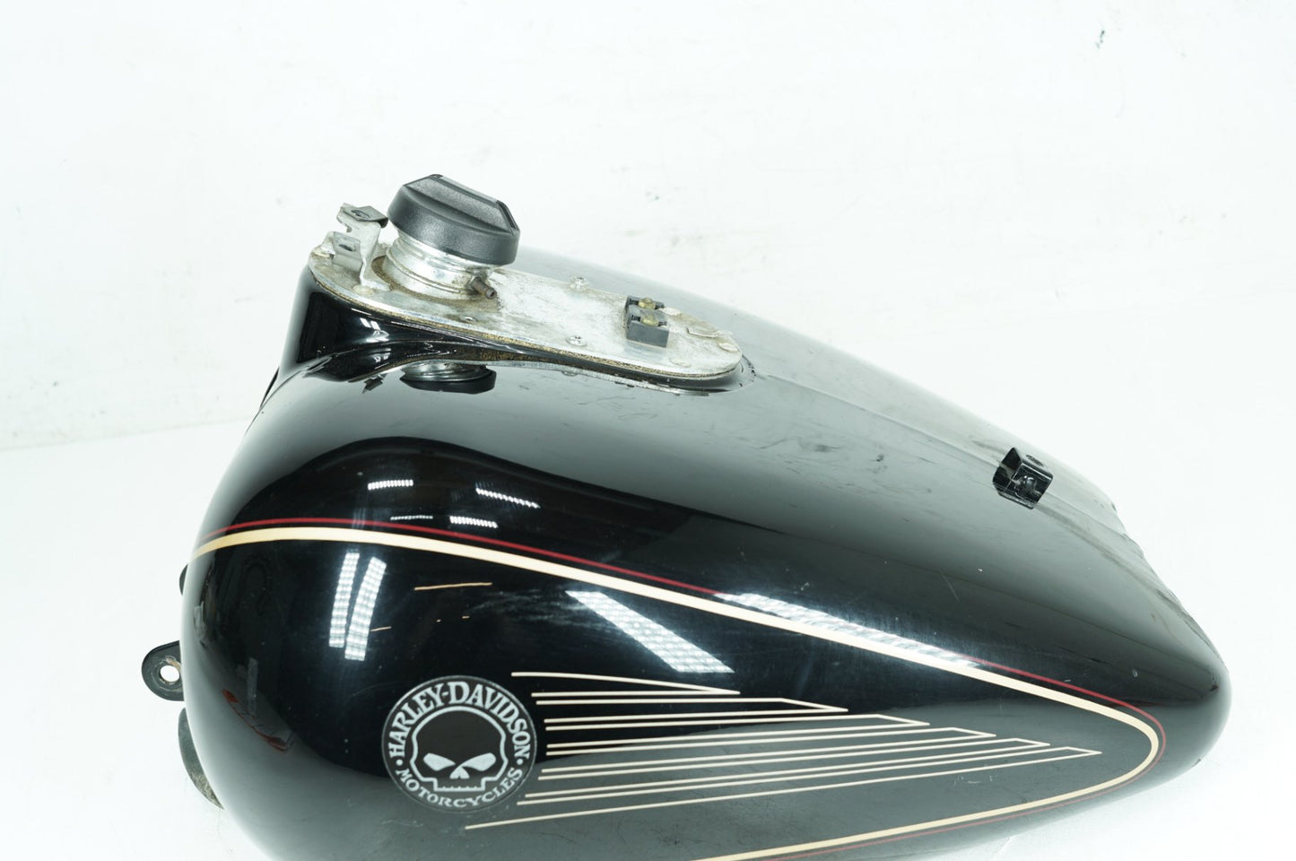 1984 - 1998 Harley-Davidson Touring Electra Glide Ultra Fuel Gas Tank Gasoline Reservoir  	61356-97A