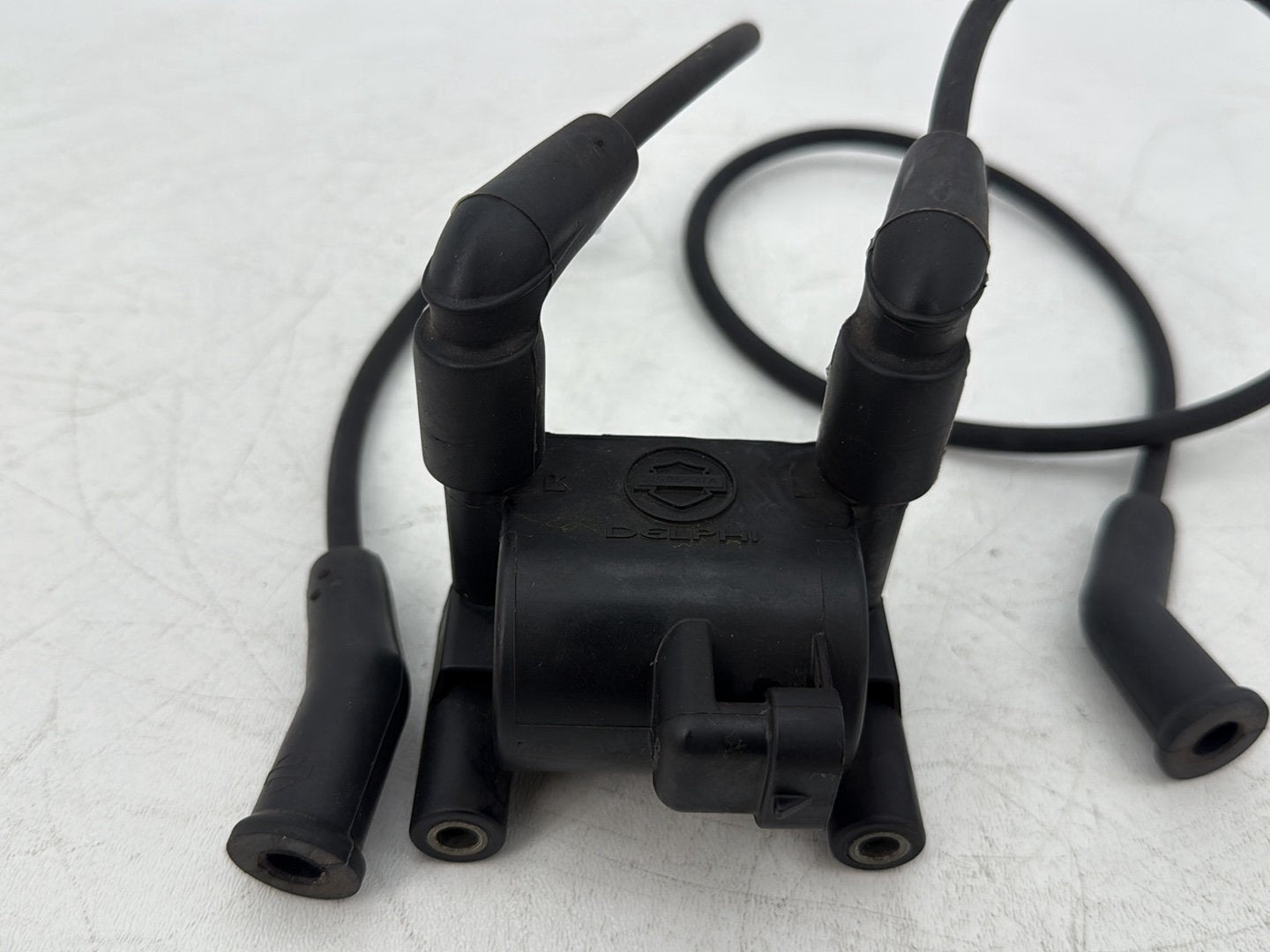 2015 Harley Touring FLHXS Street Glide OEM Ignition Coil Spark Plugs Cable