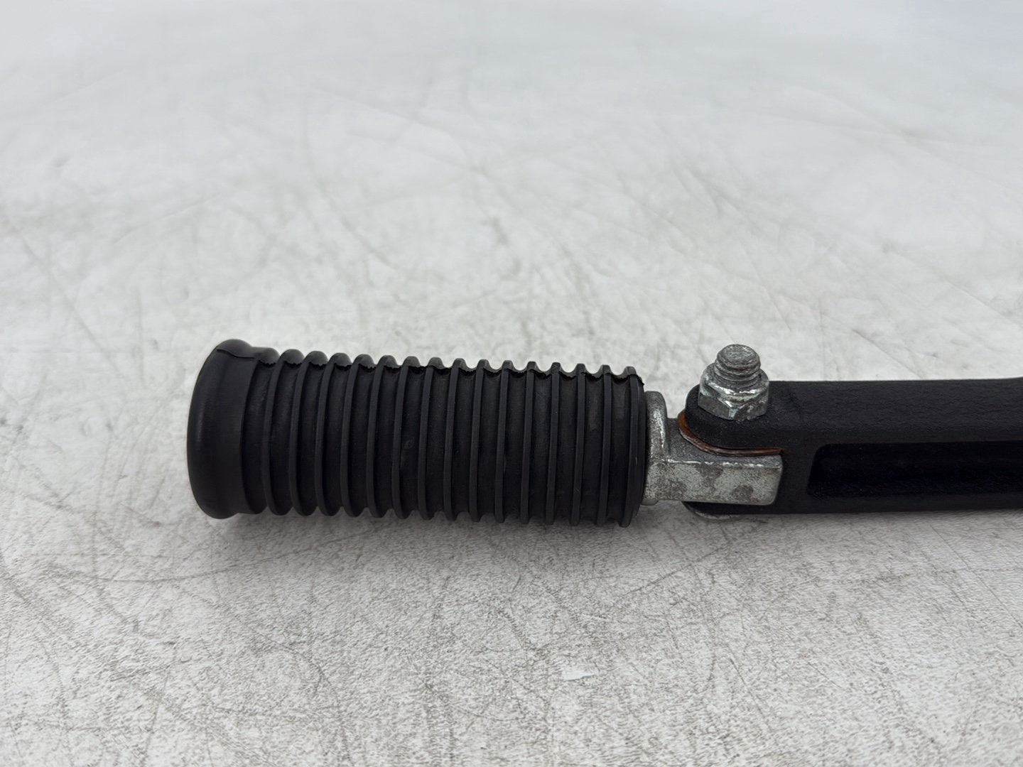 2010 Harley Dyna Fat Bob FXDF OEM Rear Passenger 1 Foot Peg Step Rest
