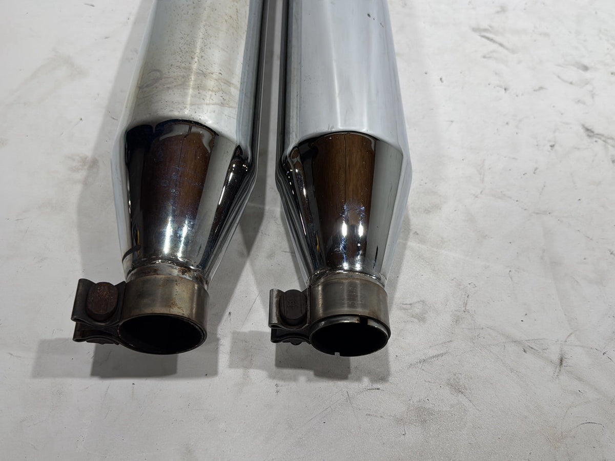2004 Harley Road King Touring Classic OEM Exhaust Muffler Silencer Slip On