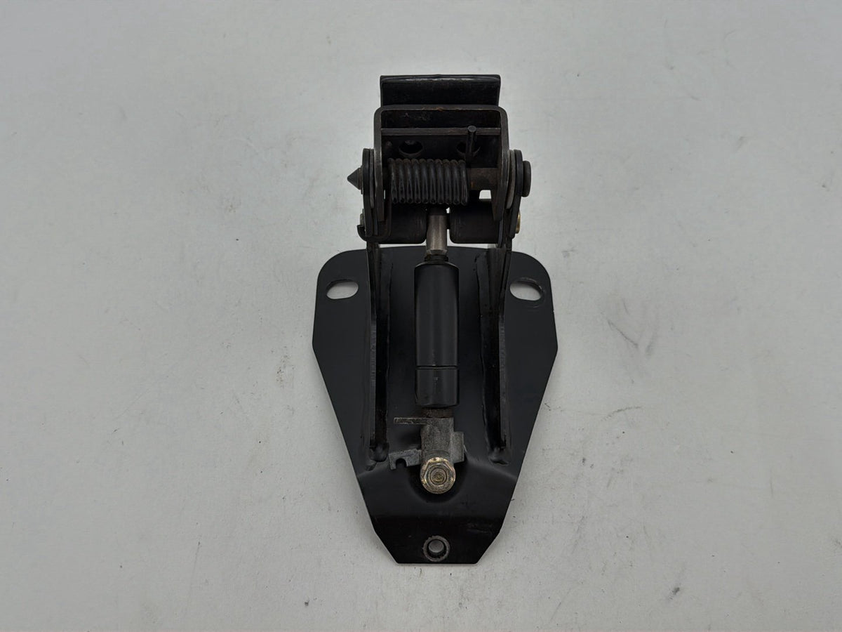 07 Harley Touring Electra Glide Ultra OEM Adjustable Rider Backrest Lift Mount