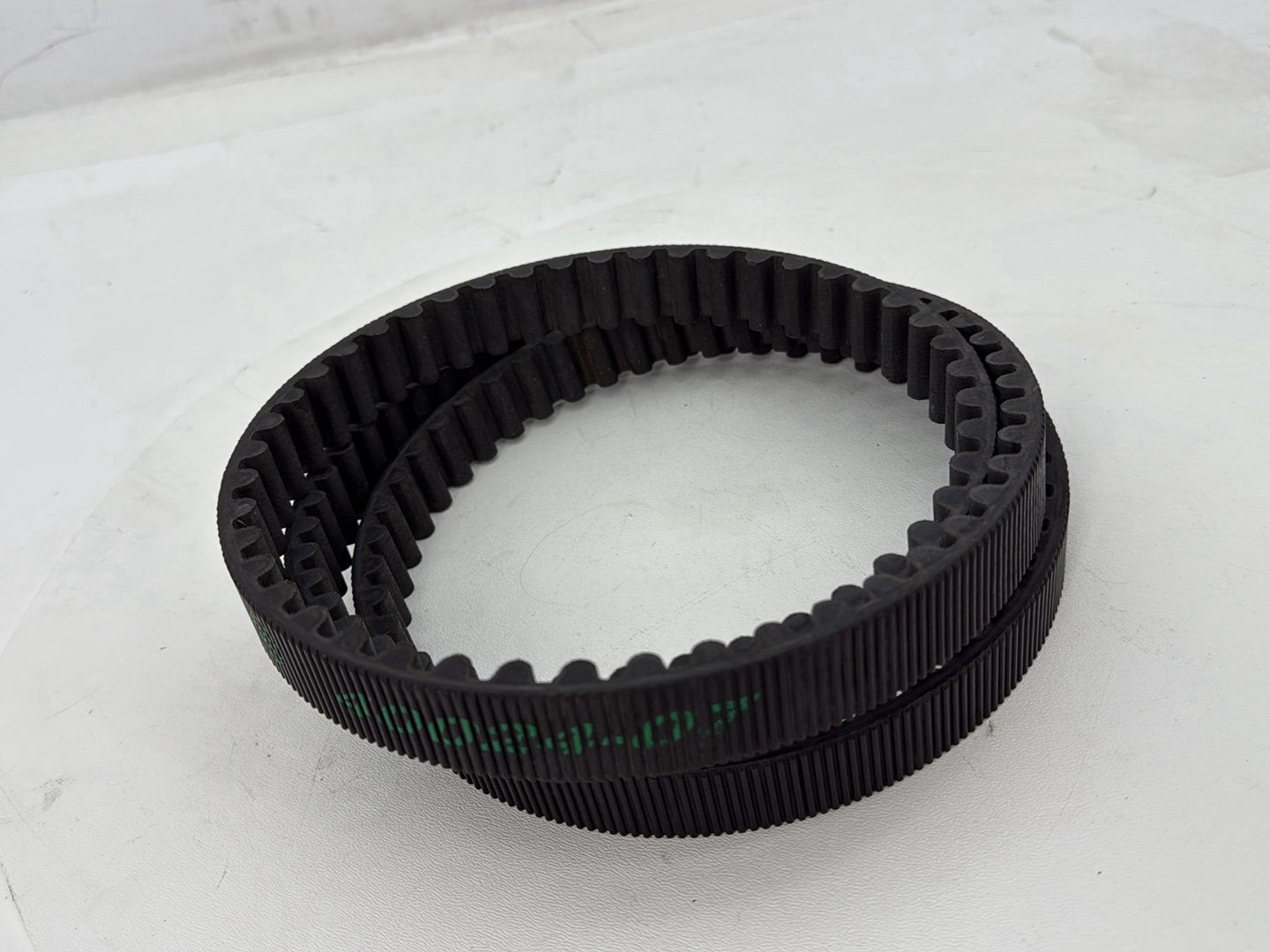 2007 Harley Street Glide Touring FLHX OEM Rear Drive Belt