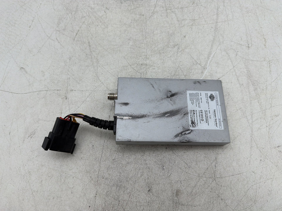 2011 Harley Electra Glide Touring Ultra OEM CB Harman Kardon Radio Module