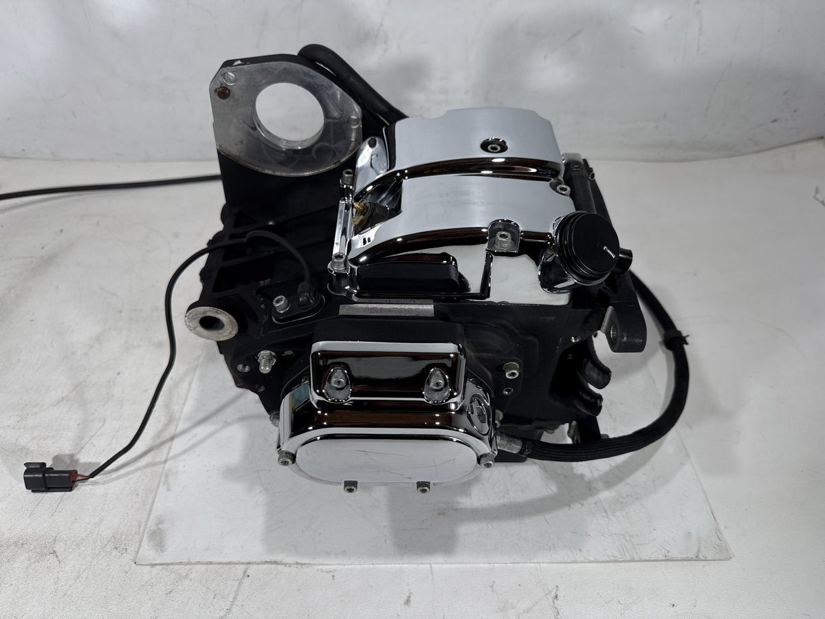 2005 Harley Dyna Wide Glide FXDWG OEM 5 Speed Transmission Gearbox 15K