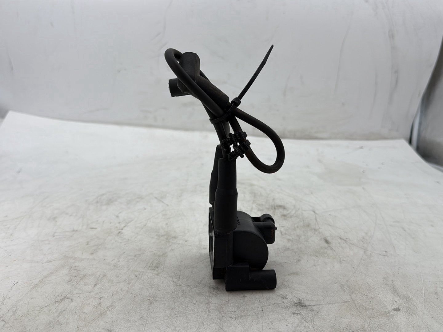 2012 Harley Dyna FXDF Fat Bob OEM Ignition Coil Spark Plugs Cable