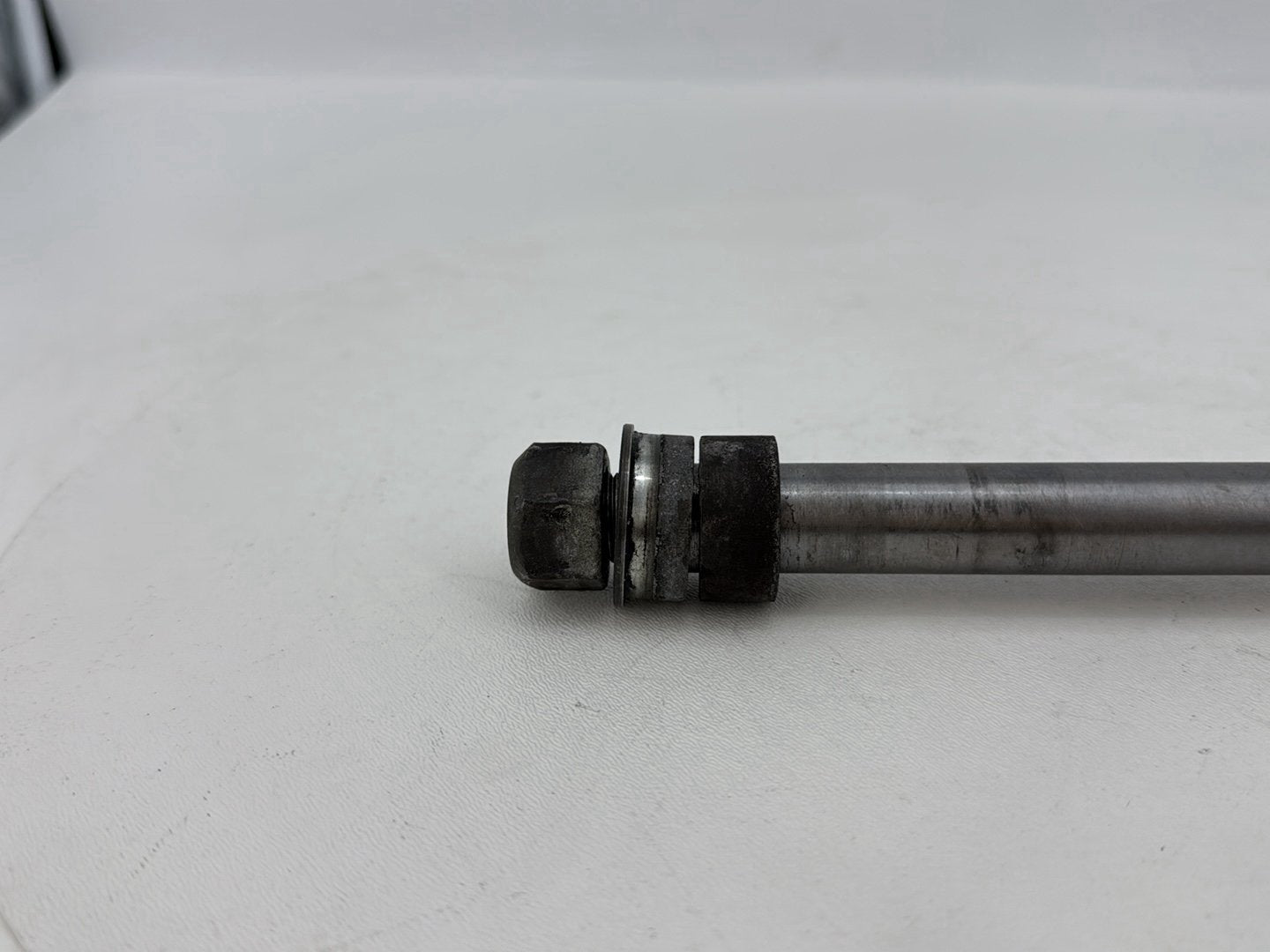 2004 - 2013 Harley-Davidson Sportster 883 Custom Front Wheel Axle Bolt Shaft 43895-00