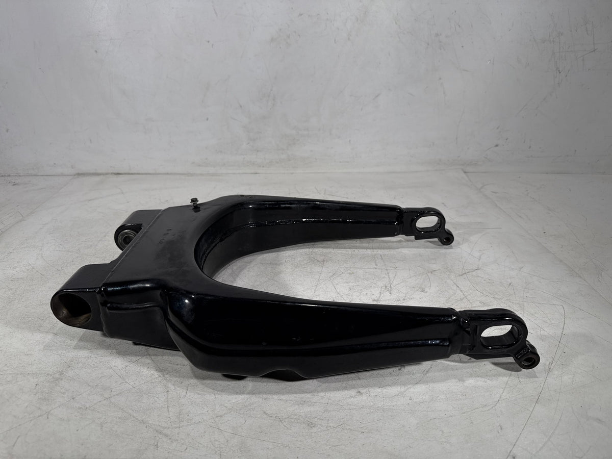 2009 Harley Electra Glide Touring Ultra OEM Rear Fork Swingarm Swing Arm