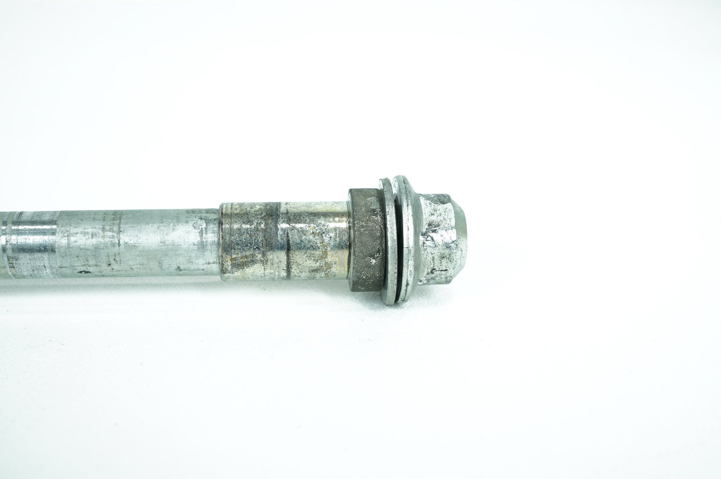 2007 - 2011 Harley-Davidson Softail Heritage Classic Engine Mount Pivot Bolt Shaft 48093-00