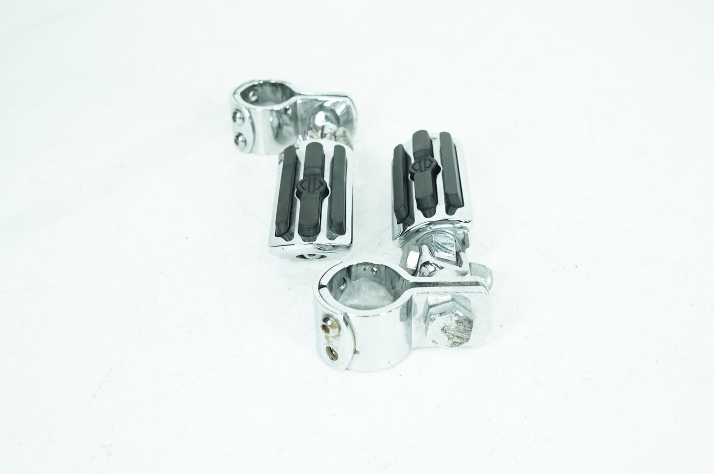 1999 - 2006 Harley-Davidson Touring Road King Classic Front Right Left Highway Foot Pegs 50130-95A
