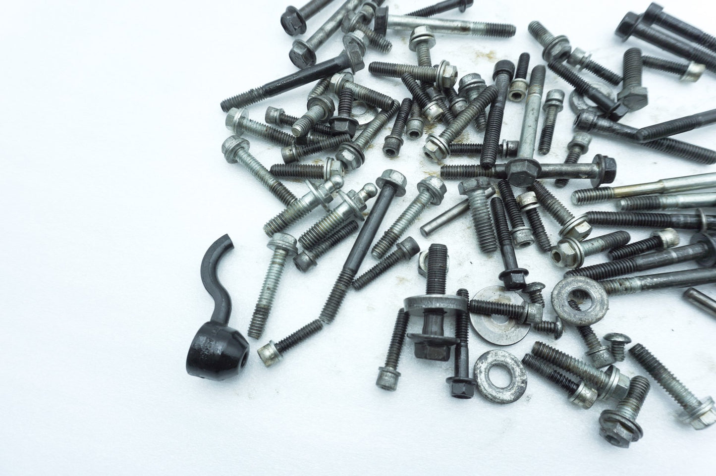 2007 - 2011 Harley-Davidson Touring Street Glide Engine Motor Hardware Bolts Brackets Bushing
